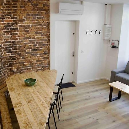 Another Brick In The Wall Apartment In Paris Sleeps 9 Exteriör bild